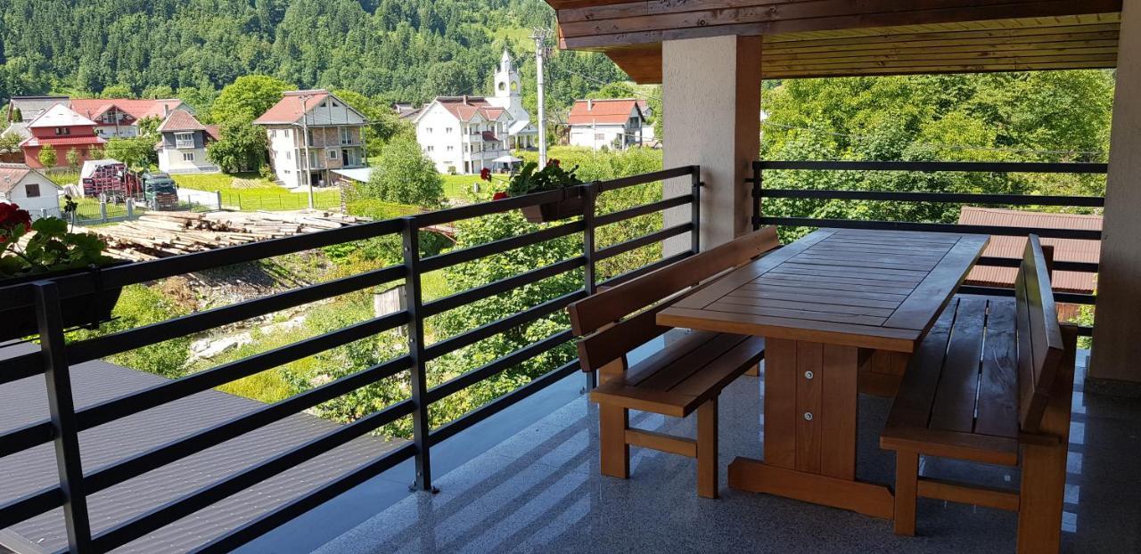 Autovilas Borşa Exterior foto